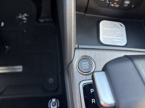 New 2026 Kia Sportage X-Line w/ X-Line Technology Package AWD/4WD image 32