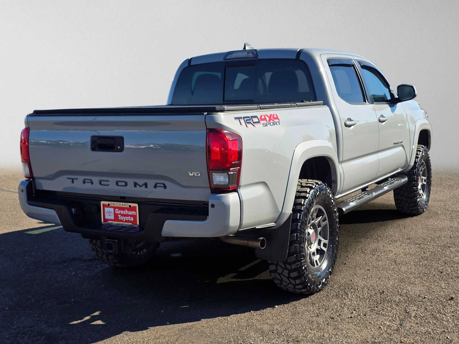 Certified 2019 Toyota Tacoma TRD Sport AWD/4WD image 3