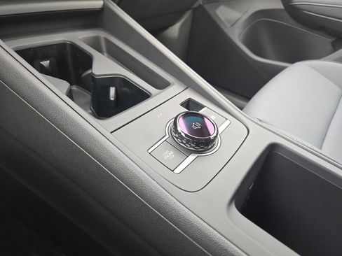 New 2026 Volkswagen Tiguan SE R-Line image 17