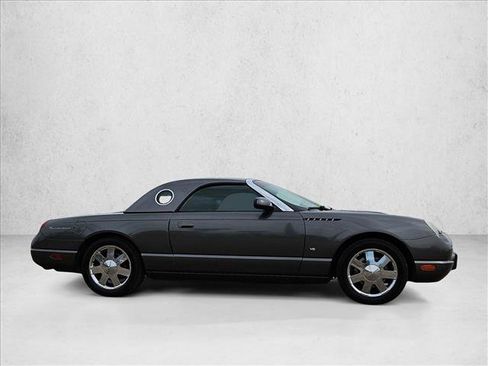 Used 2003 Ford Thunderbird image 4