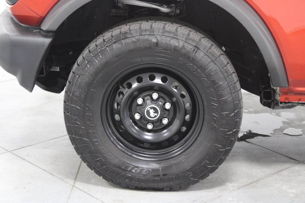 Used 2023 Ford Bronco 4-Door AWD/4WD image 6