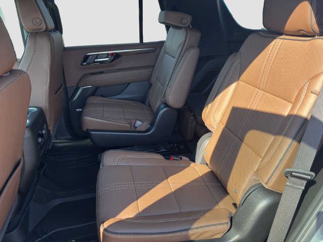 New 2027 Chevrolet Tahoe High Country w/ Sun And Tow Package AWD/4WD image 9