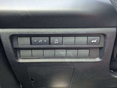 New 2026 Mitsubishi Outlander SEL FWD image 27