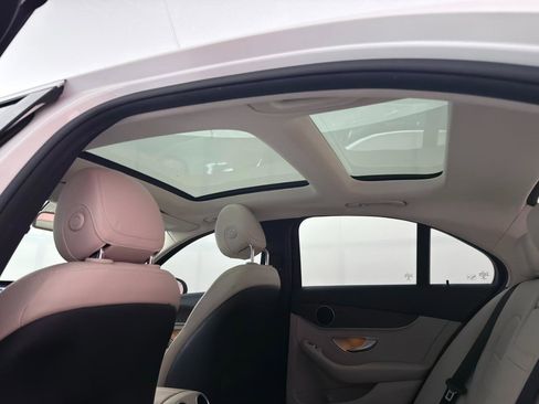 Used 2018 Mercedes-Benz C 300 4MATIC Sedan image 24