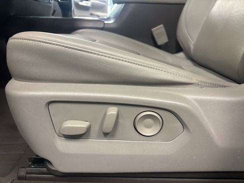 Used 2023 GMC Sierra 1500 SLT w/ SLT Premium Package image 31