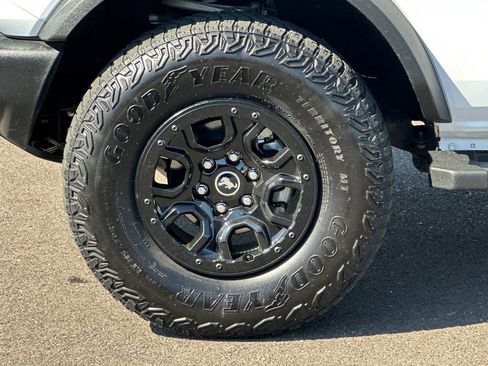Used 2022 Ford Bronco Wildtrak AWD/4WD image 24