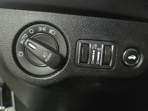 Used 2020 Dodge Challenger R/T Scat Pack w/ Dynamics Package image 28