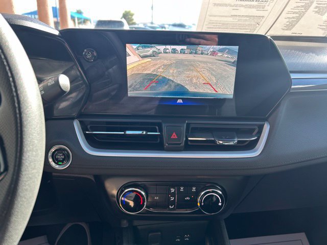 Used 2025 Chevrolet TrailBlazer LS w/ LS Convenience Package FWD image 16