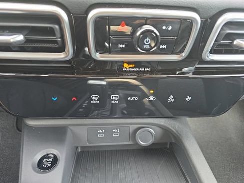 New 2026 Nissan Sentra SV FWD image 4