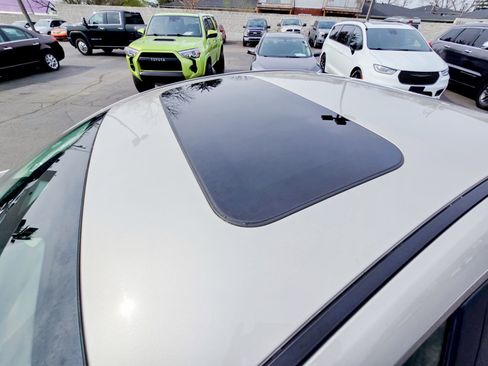 Used 2025 MAZDA MAZDA3 s image 14