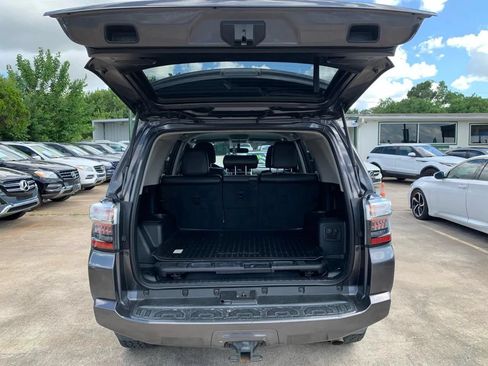 Used 2019 Toyota 4Runner SR5 RWD image 19