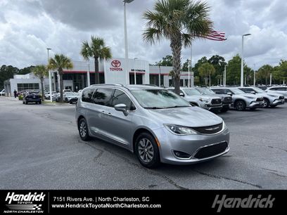 Used 2019 Chrysler Pacifica Touring-L Plus