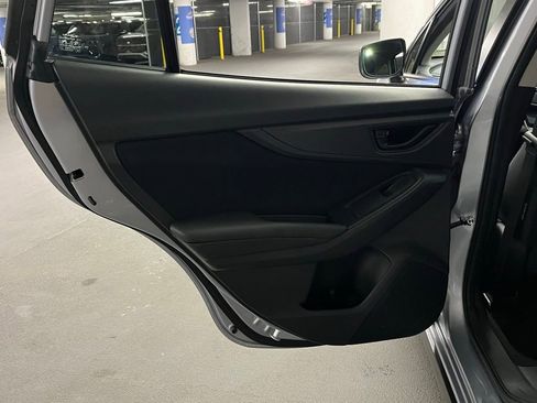 Used 2019 Subaru Crosstrek 2.0i w/ Eyesight System image 16