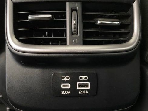Used 2023 Subaru Forester Limited AWD/4WD image 15