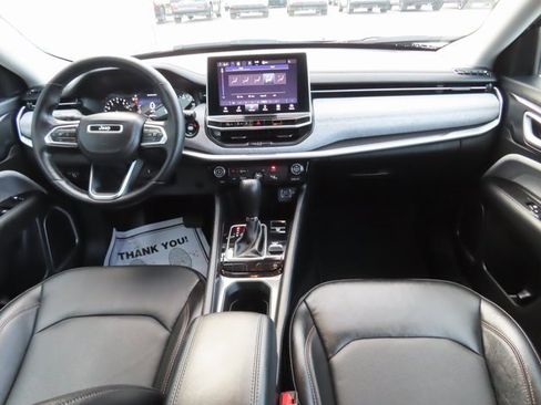 Used 2022 Jeep Compass Latitude image 26