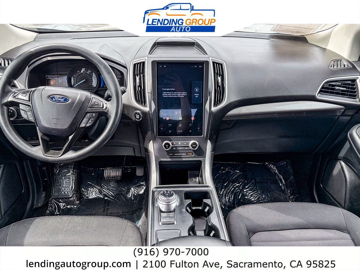 Used 2024 Ford Edge SE w/ Black Appearance Package AWD/4WD image 11