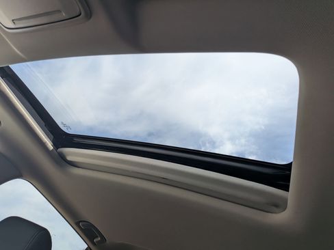 Certified 2025 Honda CR-V EX image 25