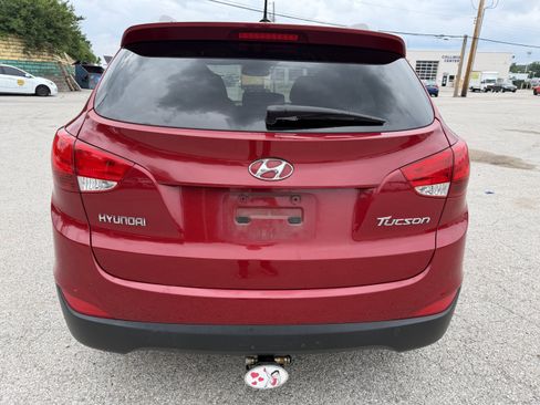 Used 2013 Hyundai Tucson GLS FWD image 6