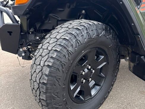 Used 2022 Jeep Gladiator Mojave w/ LED Lighting Group AWD/4WD image 24
