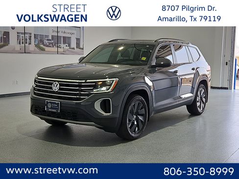 Used 2026 Volkswagen Atlas SE FWD image 1