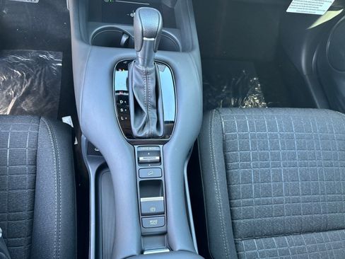 New 2026 Honda HR-V LX image 17