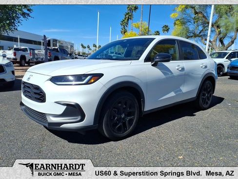 Used 2023 Honda HR-V Sport image 1