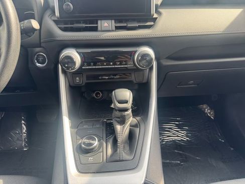 Used 2025 Toyota RAV4 XLE image 11
