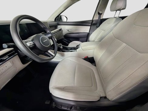 Used 2025 Hyundai Tucson SEL FWD image 13