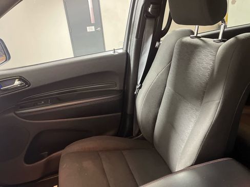 Used 2023 Dodge Durango GT image 25