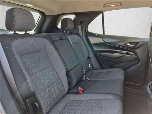 Used 2024 Chevrolet Equinox LT AWD/4WD image 25