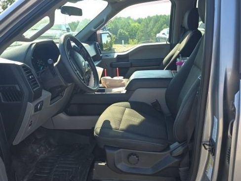 Used 2020 Ford F150 XL w/ Equipment Group 101A Mid RWD image 9