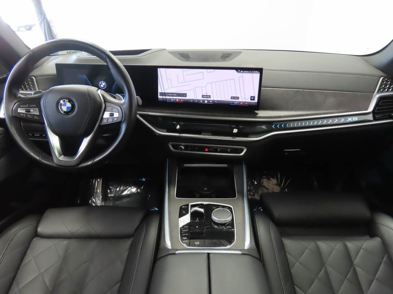 Used 2025 BMW X5 xDrive40i AWD/4WD image 14