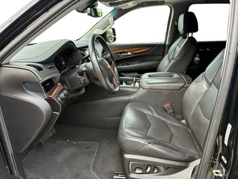 Certified 2019 Cadillac Escalade Premium Luxury AWD/4WD image 11