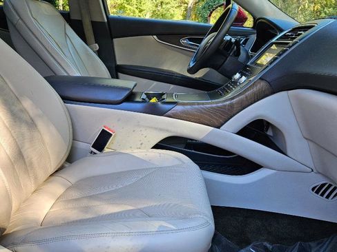 Used 2016 Lincoln MKX Reserve w/ Technology Package image 48