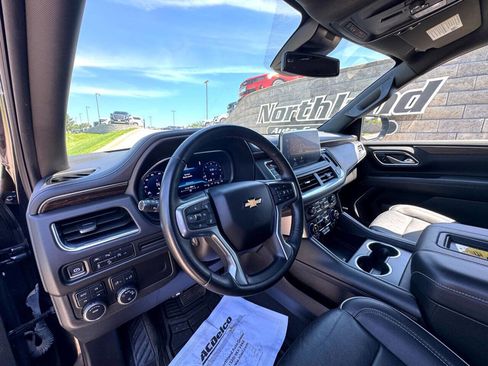 Used 2023 Chevrolet Tahoe Premier AWD/4WD image 11