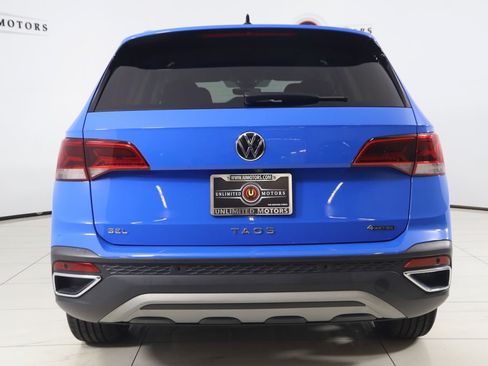 Used 2022 Volkswagen Taos SEL w/ Panoramic Sunroof Package AWD/4WD image 43