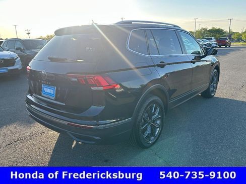 Used 2022 Volkswagen Tiguan SE image 6