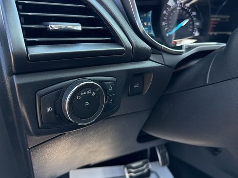 Used 2017 Ford Fusion Titanium image 15