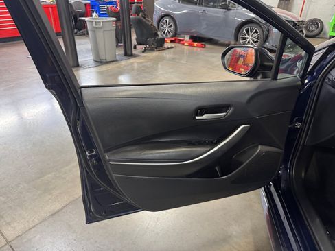 Used 2020 Toyota Corolla SE w/ Carpet Mat Package (TMS) FWD image 13