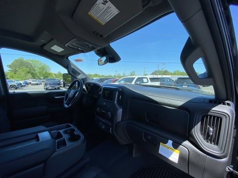 New 2025 Chevrolet Silverado 2500 Custom w/ Custom Value Package image 26