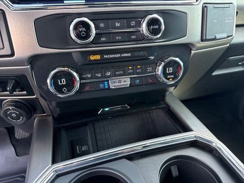 Used 2022 Ford F250 Platinum w/ Tremor Off-Road Package AWD/4WD image 22