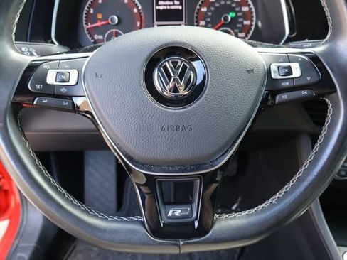 Used 2021 Volkswagen Jetta R-Line FWD image 11