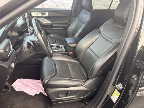 Used 2021 Ford Explorer ST w/ Equipment Group 401A image 16