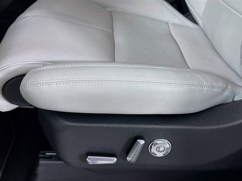 New 2025 Lincoln Navigator Reserve image 20