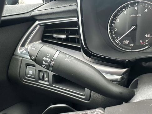 Certified 2023 Cadillac XT5 Luxury image 40