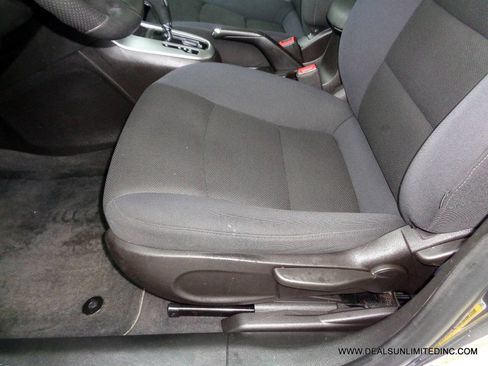 Used 2016 Chevrolet Cruze LT FWD image 8