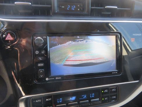 Used 2017 Toyota Corolla iM FWD image 19