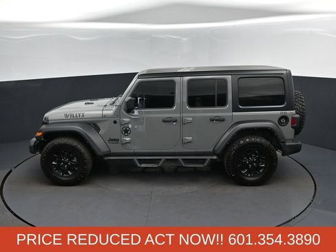 Used 2022 Jeep Wrangler Unlimited Sport AWD/4WD image 32