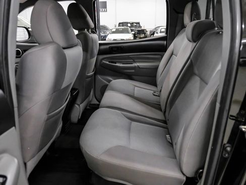 Used 2015 Toyota Tacoma PreRunner w/ TRD Sport Package image 35