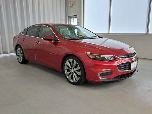 Used 2016 Chevrolet Malibu Premier w/ Driver Confidence Package FWD image 4
